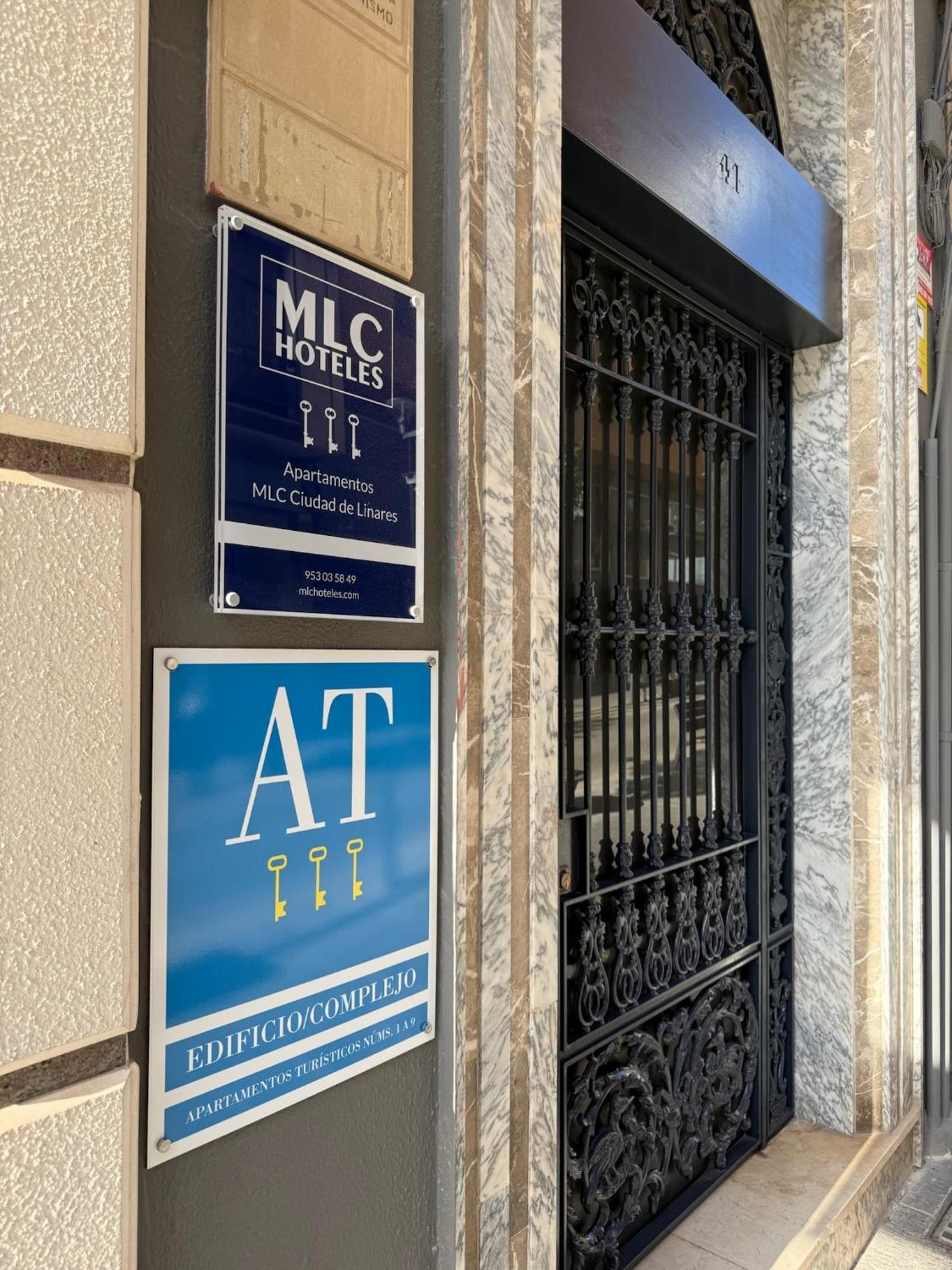 Apartamentos Mlc Ciudad De Linares Linares  Luaran gambar
