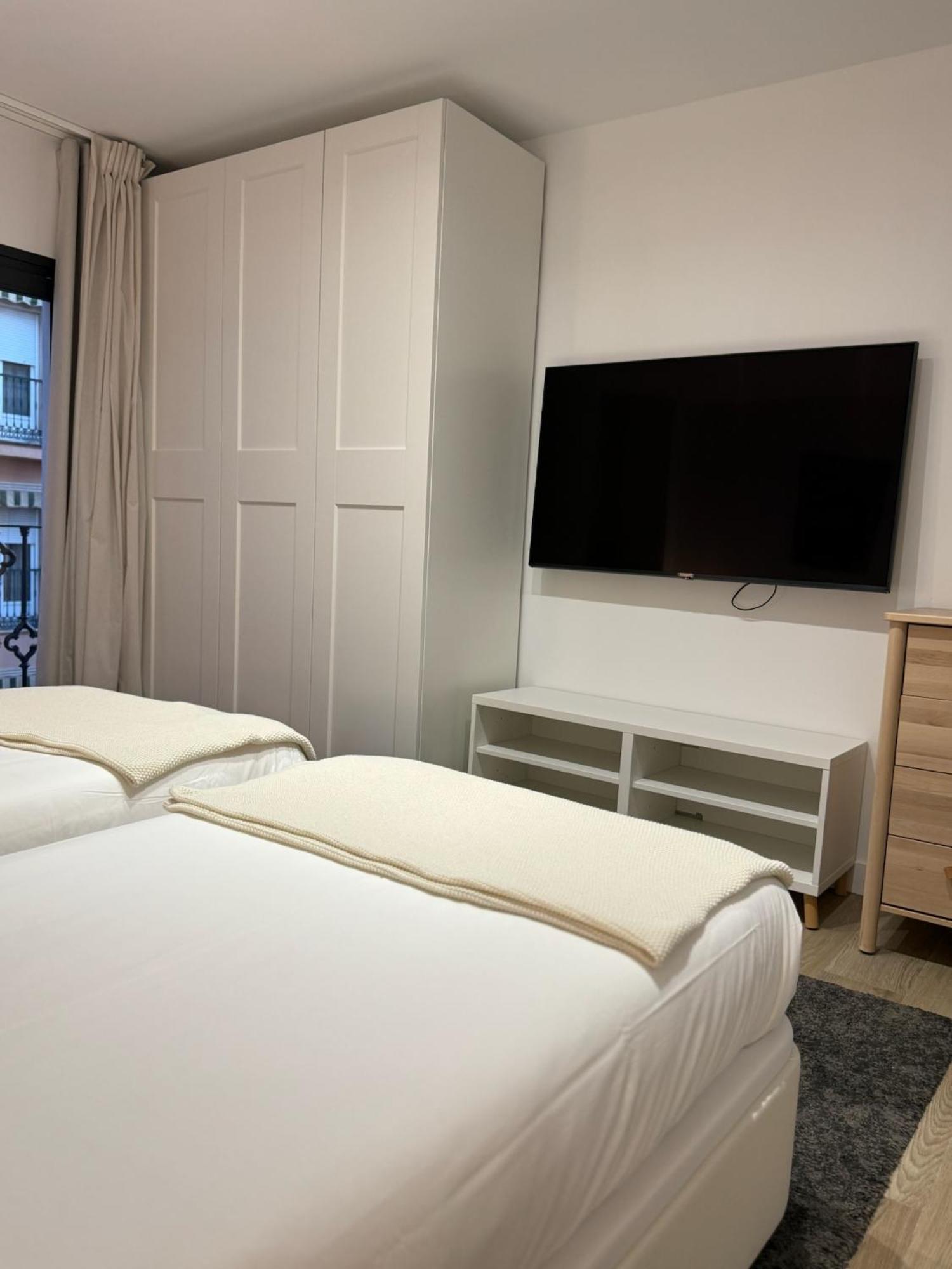 Apartamentos Mlc Ciudad De Linares Linares  Luaran gambar